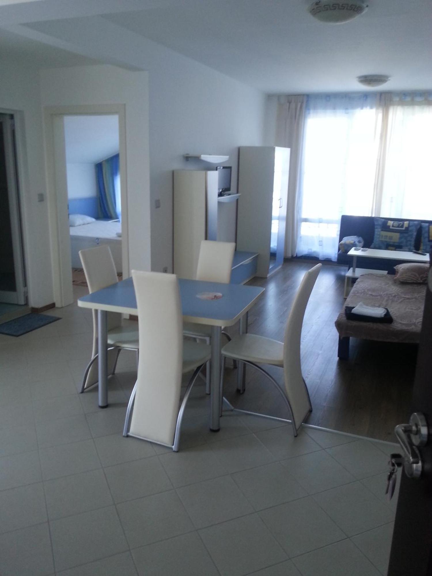 Blue Bay Palace Apart Complex Pomorie Chambre photo