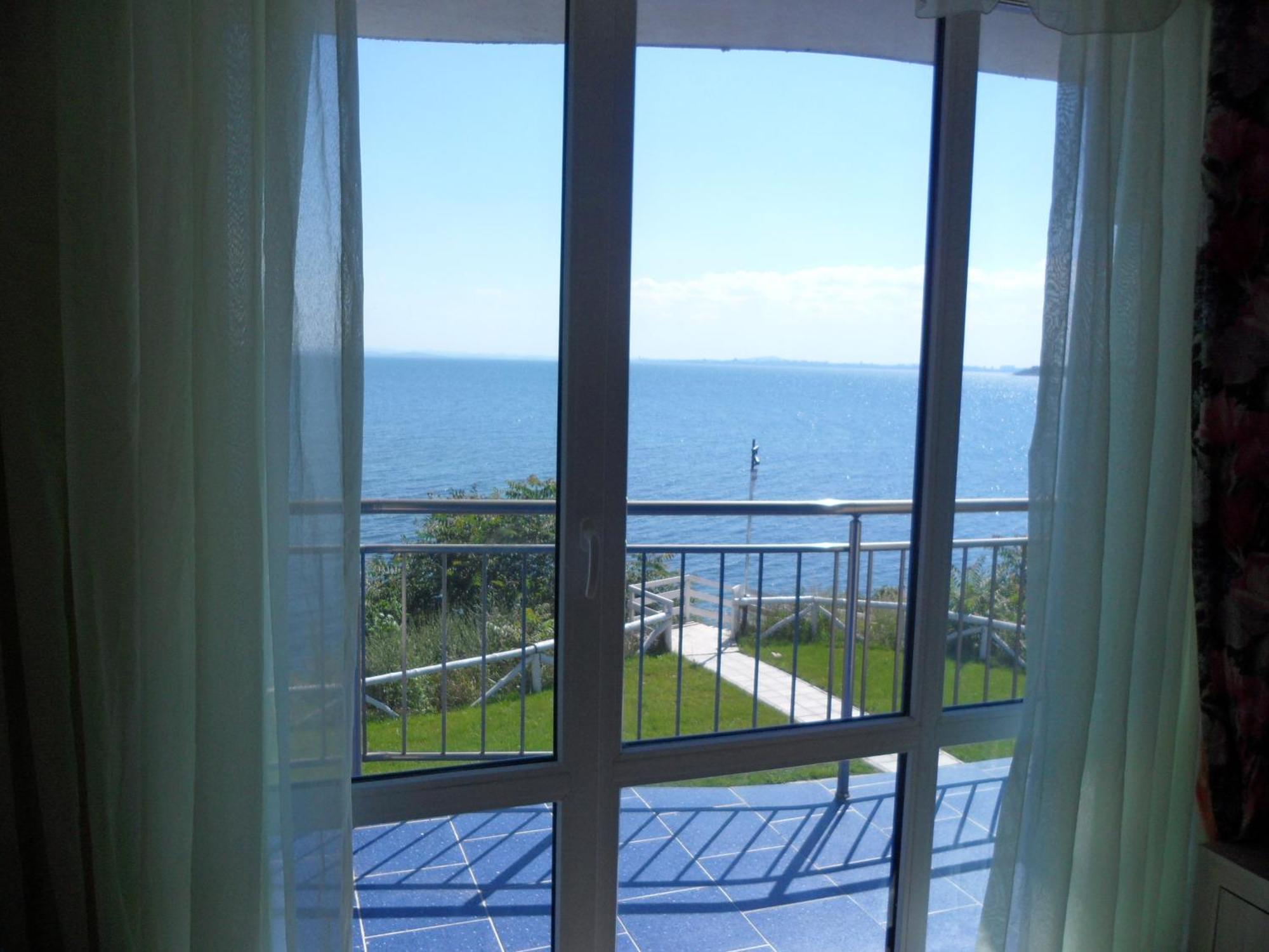 Blue Bay Palace Apart Complex Pomorie Chambre photo