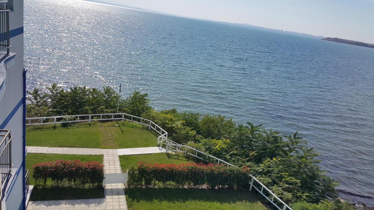 Blue Bay Palace Apart Complex Pomorie Extérieur photo
