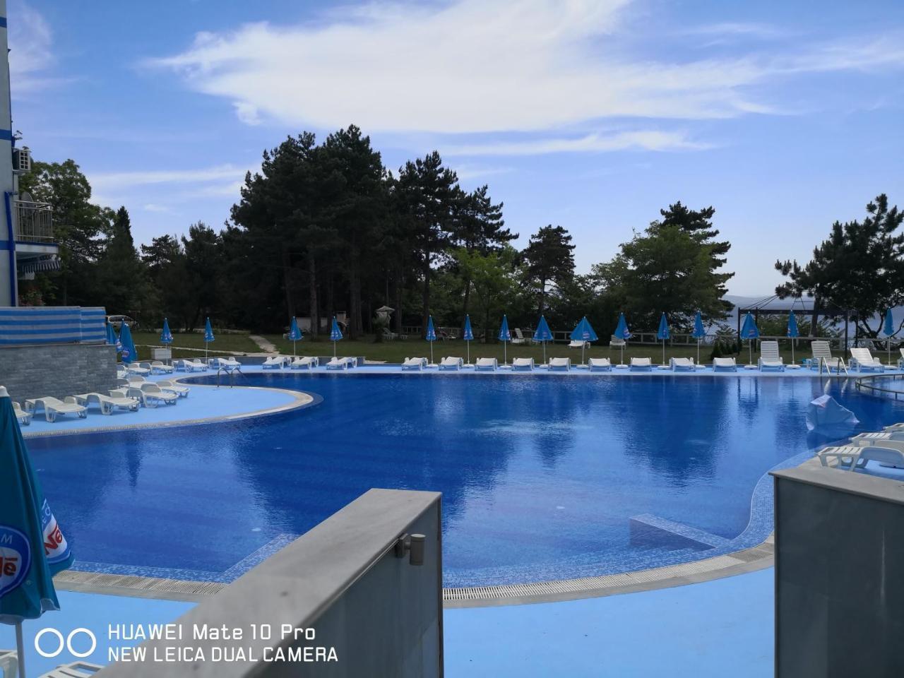 Blue Bay Palace Apart Complex Pomorie Extérieur photo